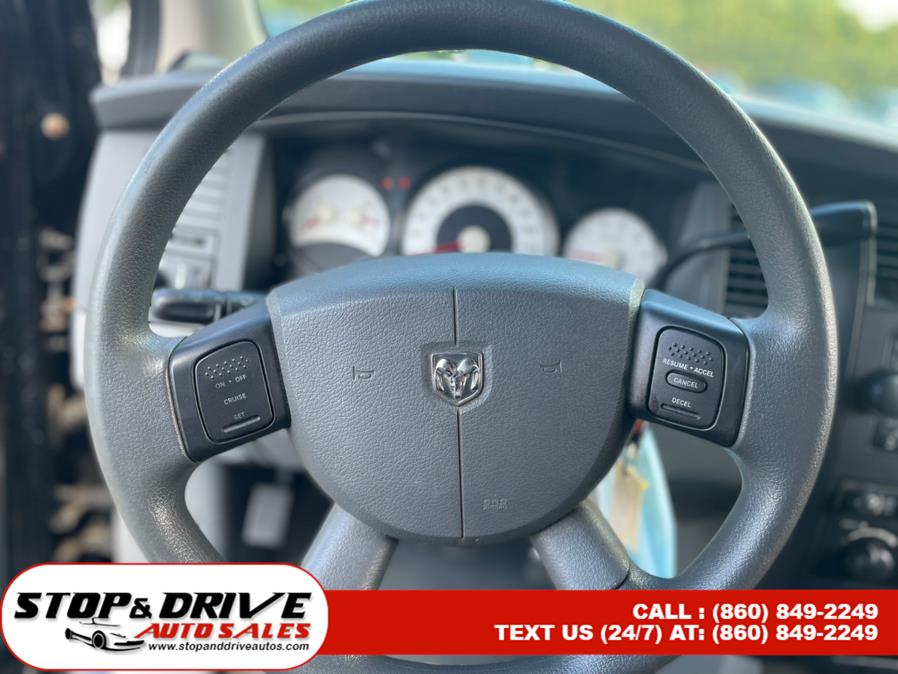 2006 Dodge Durango 4dr 4WD SXT, available for sale in East Windsor, Connecticut | Stop & Drive Auto Sales. East Windsor, Connecticut 2006 Dodge Durango 4dr 4WD SXT, available for sale in East Windsor, Connecticut | Stop & Drive Auto Sales. East Windsor, Connecticut