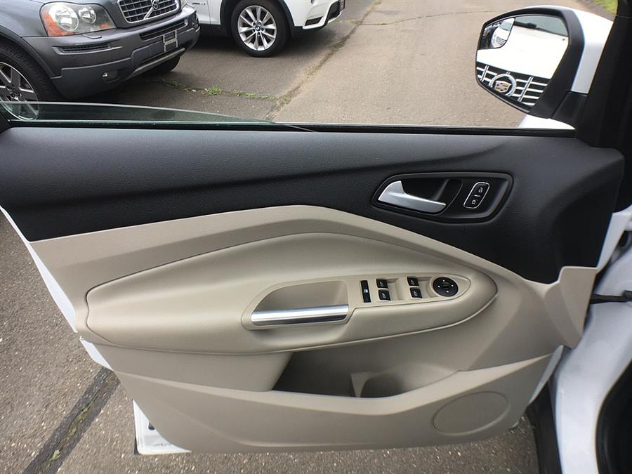 Used Ford Escape SE FWD 2018 | Smart Buy Auto Sales, LLC. Wallingford, Connecticut Used Ford Escape SE FWD 2018 | Smart Buy Auto Sales, LLC. Wallingford, Connecticut