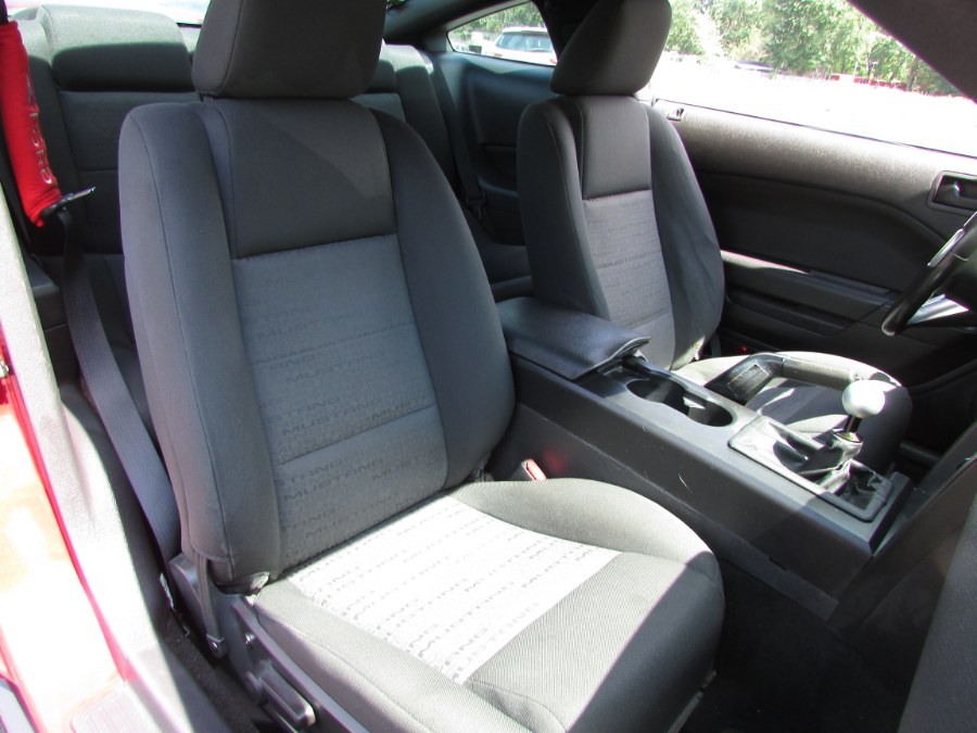 2005 Ford Mustang 2dr Cpe Deluxe, available for sale in East Windsor, Connecticut | United Auto Sales of E Windsor, Inc. East Windsor, Connecticut 2005 Ford Mustang 2dr Cpe Deluxe, available for sale in East Windsor, Connecticut | United Auto Sales of E Windsor, Inc. East Windsor, Connecticut