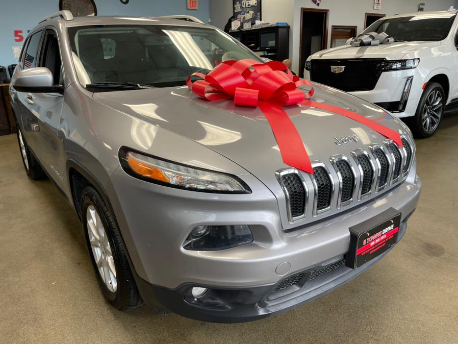 Used Jeep Cherokee FWD 4dr Latitude 2014 | 5 Towns Drive. Inwood, New York Used Jeep Cherokee FWD 4dr Latitude 2014 | 5 Towns Drive. Inwood, New York