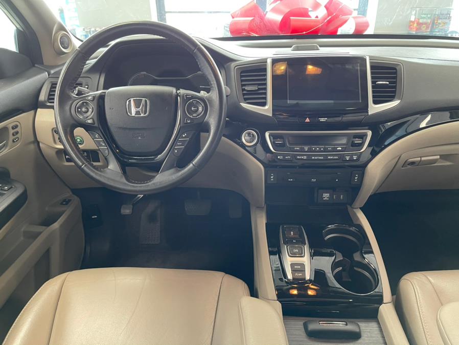 Used Honda Pilot 2WD 4dr Touring w/RES & Navi 2016 | 5 Towns Drive. Inwood, New York Used Honda Pilot 2WD 4dr Touring w/RES & Navi 2016 | 5 Towns Drive. Inwood, New York