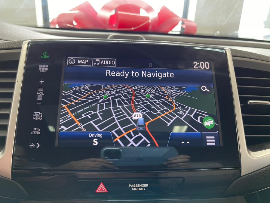 Used Honda Pilot 2WD 4dr Touring w/RES & Navi 2016 | 5 Towns Drive. Inwood, New York Used Honda Pilot 2WD 4dr Touring w/RES & Navi 2016 | 5 Towns Drive. Inwood, New York