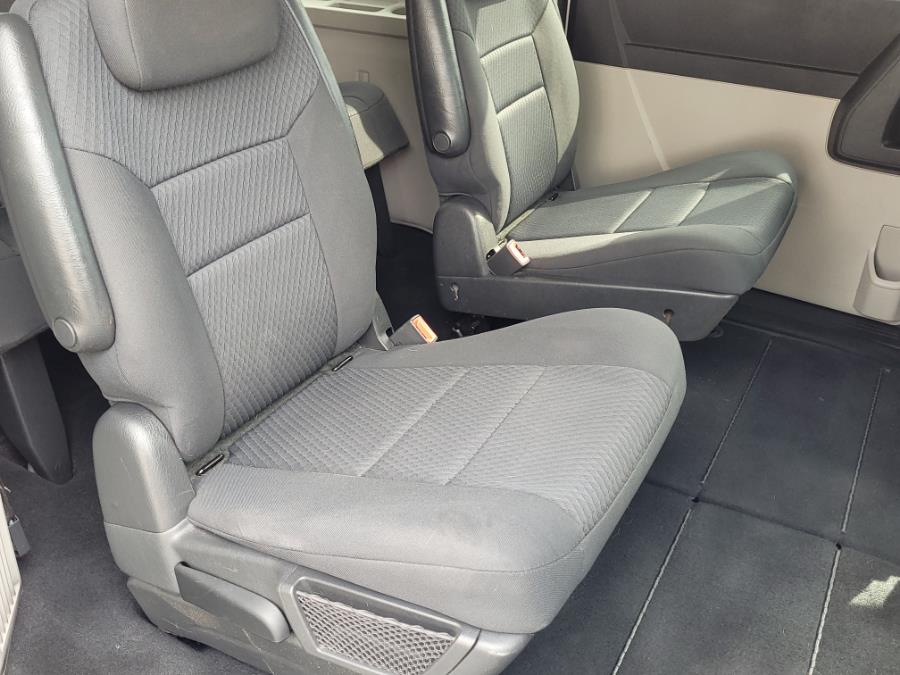 Used Dodge Grand Caravan 4dr Wgn SE 2010 | Lava Motors 2 Inc. Canton, Connecticut Used Dodge Grand Caravan 4dr Wgn SE 2010 | Lava Motors 2 Inc. Canton, Connecticut