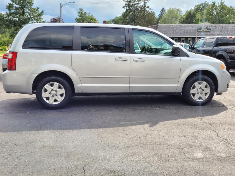 Used Dodge Grand Caravan 4dr Wgn SE 2010 | Lava Motors 2 Inc. Canton, Connecticut Used Dodge Grand Caravan 4dr Wgn SE 2010 | Lava Motors 2 Inc. Canton, Connecticut