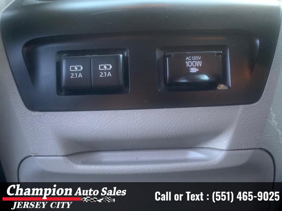 Used Toyota Sienna Limited Premium AWD 7-Passenger (Natl) 2018 | Champion Auto Sales of JC. Jersey City, New Jersey Used Toyota Sienna Limited Premium AWD 7-Passenger (Natl) 2018 | Champion Auto Sales of JC. Jersey City, New Jersey
