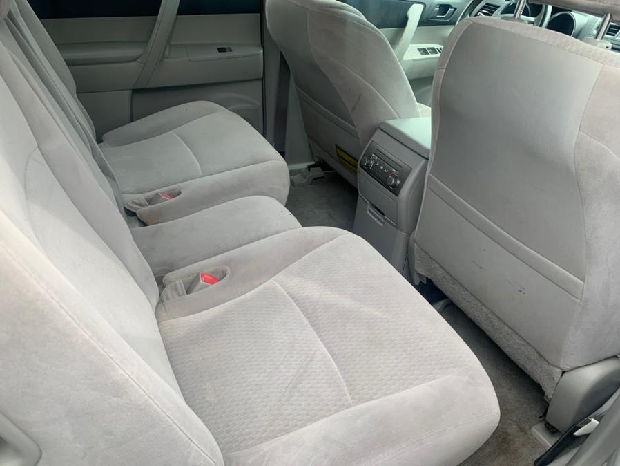 Used Toyota Highlander 4WD 4dr Base (Natl) 2008 | Atlantic Used Car Sales. Brooklyn, New York Used Toyota Highlander 4WD 4dr Base (Natl) 2008 | Atlantic Used Car Sales. Brooklyn, New York