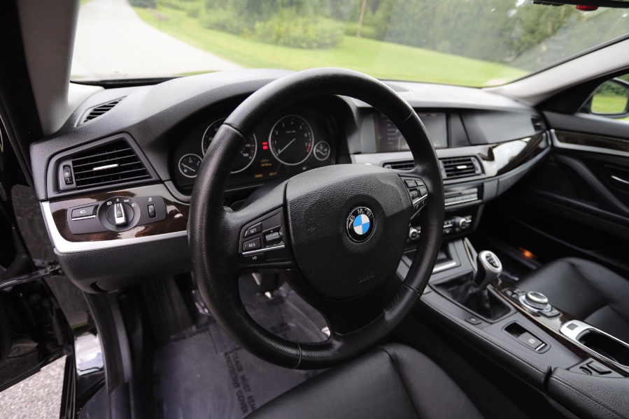 2011 BMW 5 Series 4dr Sdn 535i RWD, available for sale in North Salem, New York | Meccanic Shop North Inc. North Salem, New York 2011 BMW 5 Series 4dr Sdn 535i RWD, available for sale in North Salem, New York | Meccanic Shop North Inc. North Salem, New York