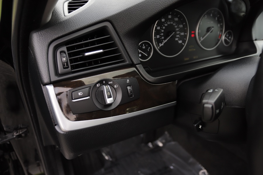 2011 BMW 5 Series 4dr Sdn 535i RWD, available for sale in North Salem, New York | Meccanic Shop North Inc. North Salem, New York 2011 BMW 5 Series 4dr Sdn 535i RWD, available for sale in North Salem, New York | Meccanic Shop North Inc. North Salem, New York
