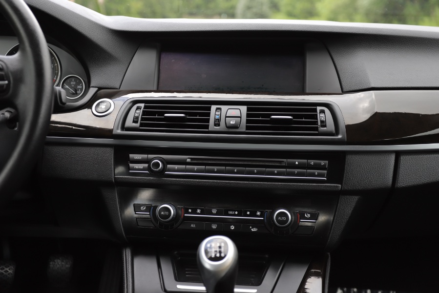2011 BMW 5 Series 4dr Sdn 535i RWD, available for sale in North Salem, New York | Meccanic Shop North Inc. North Salem, New York 2011 BMW 5 Series 4dr Sdn 535i RWD, available for sale in North Salem, New York | Meccanic Shop North Inc. North Salem, New York
