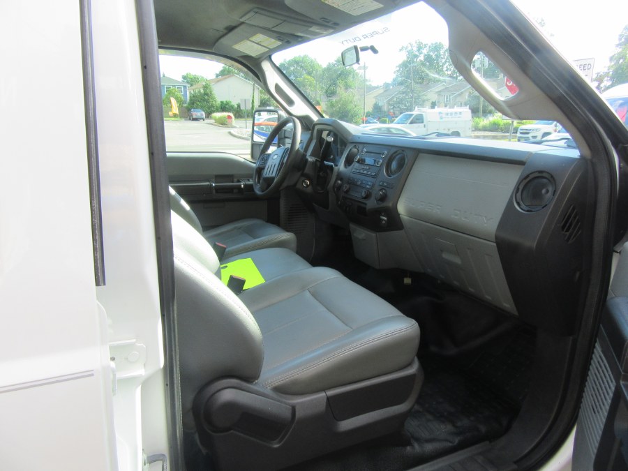 Used Ford Super Duty F-350 SRW 4WD Crew Cab 172" XLT 2011 | Royalty Auto Sales. Little Ferry, New Jersey Used Ford Super Duty F-350 SRW 4WD Crew Cab 172" XLT 2011 | Royalty Auto Sales. Little Ferry, New Jersey
