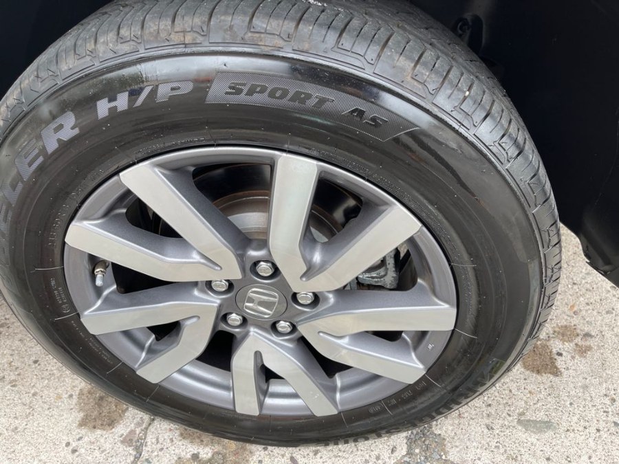 2020 Honda Pilot EX-L AWD, available for sale in Paterson, New Jersey | MFG Prestige Auto Group. Paterson, New Jersey 2020 Honda Pilot EX-L AWD, available for sale in Paterson, New Jersey | MFG Prestige Auto Group. Paterson, New Jersey