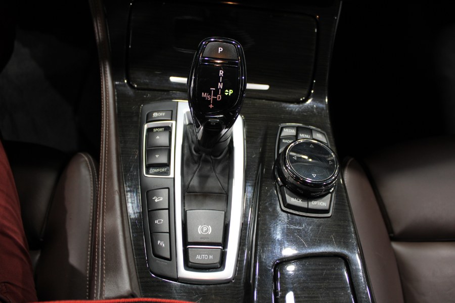 Used BMW 5 Series 4dr Sdn 550i xDrive AWD Msport 2014 | Auto Gallery. Lodi, New Jersey Used BMW 5 Series 4dr Sdn 550i xDrive AWD Msport 2014 | Auto Gallery. Lodi, New Jersey