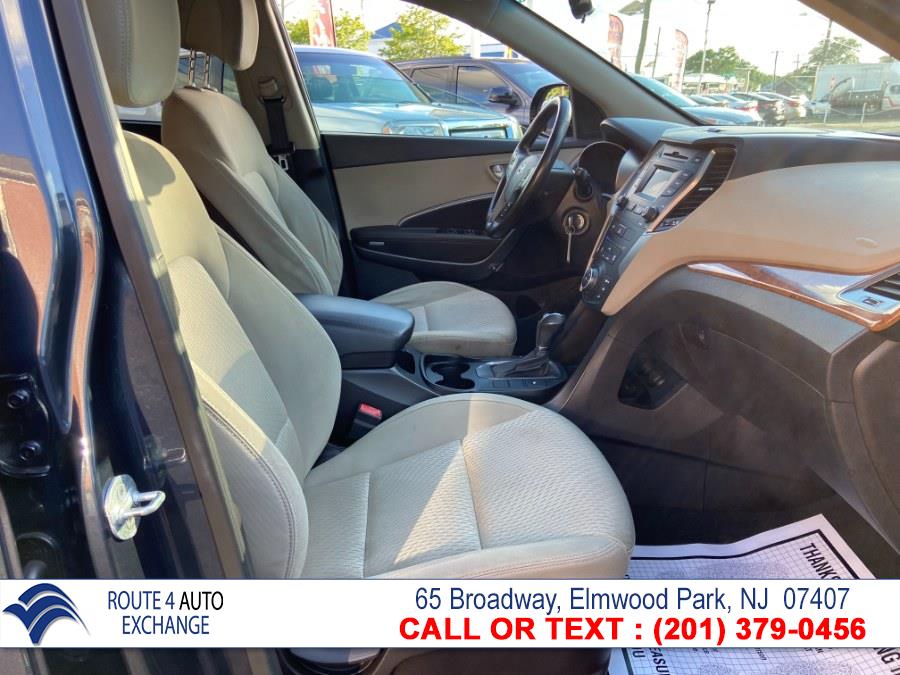 Used Hyundai Santa Fe AWD 4dr GLS 2014 | Route 4 Auto Exchange. Elmwood Park, New Jersey Used Hyundai Santa Fe AWD 4dr GLS 2014 | Route 4 Auto Exchange. Elmwood Park, New Jersey