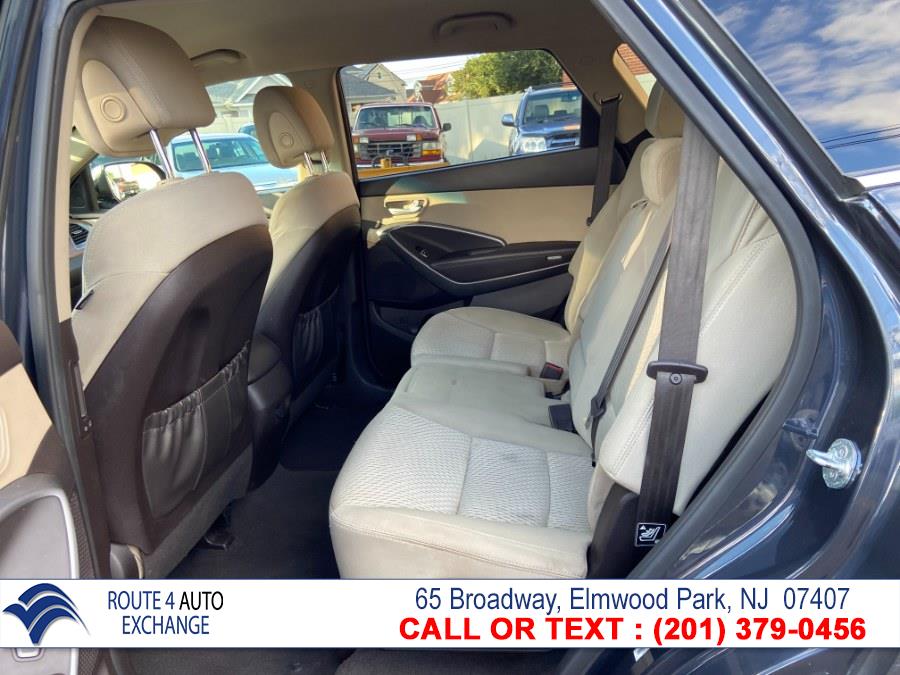 Used Hyundai Santa Fe AWD 4dr GLS 2014 | Route 4 Auto Exchange. Elmwood Park, New Jersey Used Hyundai Santa Fe AWD 4dr GLS 2014 | Route 4 Auto Exchange. Elmwood Park, New Jersey