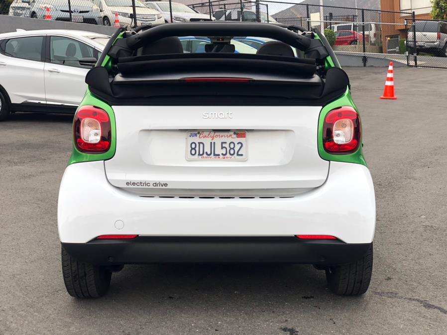 Used smart fortwo electric drive passion cabriolet 2017 | Green Light Auto Wholesale. Daly City, California Used smart fortwo electric drive passion cabriolet 2017 | Green Light Auto Wholesale. Daly City, California