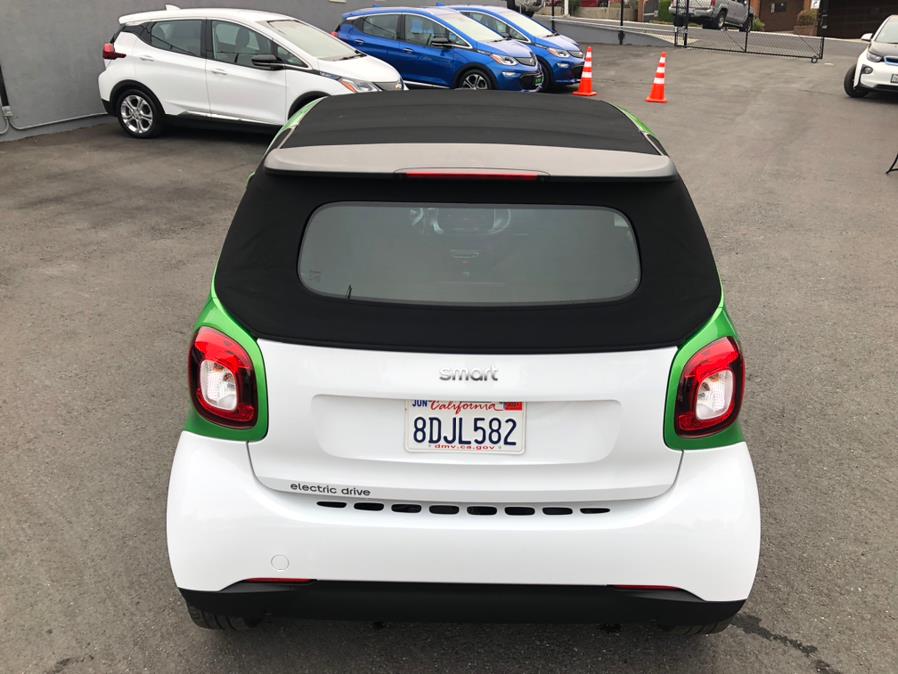 Used smart fortwo electric drive passion cabriolet 2017 | Green Light Auto Wholesale. Daly City, California Used smart fortwo electric drive passion cabriolet 2017 | Green Light Auto Wholesale. Daly City, California