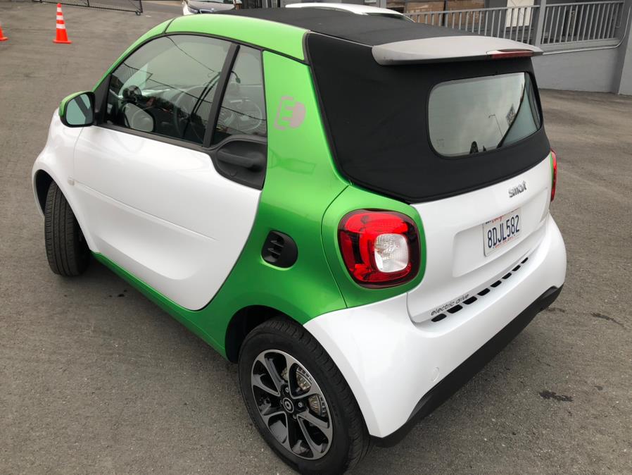Used smart fortwo electric drive passion cabriolet 2017 | Green Light Auto Wholesale. Daly City, California Used smart fortwo electric drive passion cabriolet 2017 | Green Light Auto Wholesale. Daly City, California