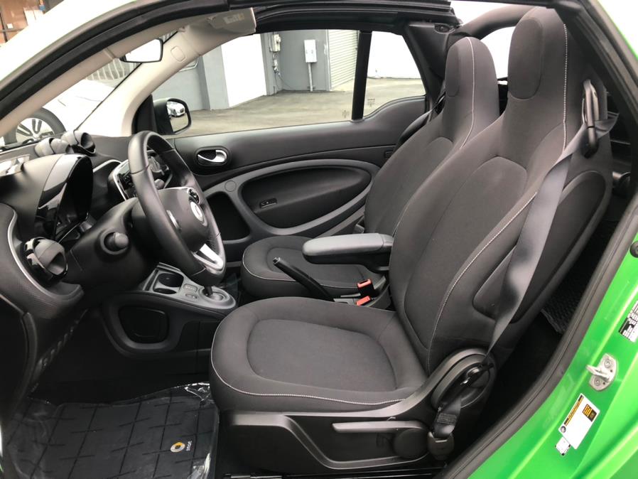 Used smart fortwo electric drive passion cabriolet 2017 | Green Light Auto Wholesale. Daly City, California Used smart fortwo electric drive passion cabriolet 2017 | Green Light Auto Wholesale. Daly City, California
