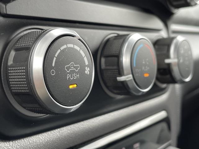 Used Ram 1500 Big Horn/Lone Star 2019 | Blasius Federal Road. Brookfield, Connecticut Used Ram 1500 Big Horn/Lone Star 2019 | Blasius Federal Road. Brookfield, Connecticut