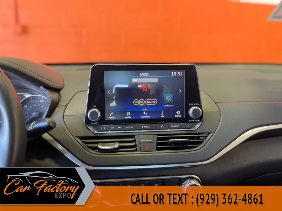Used Nissan Altima 2.5 SR Sedan 2020 | Car Factory Inc.. Bronx, New York Used Nissan Altima 2.5 SR Sedan 2020 | Car Factory Inc.. Bronx, New York