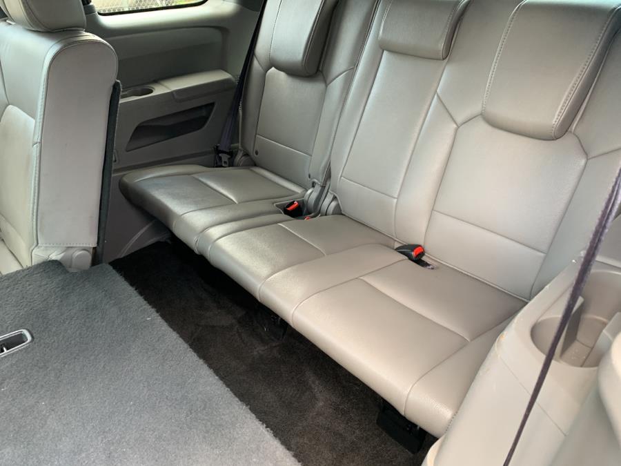 2012 Honda Pilot 4WD 4dr EX-L w/Navi, available for sale in Milford, Connecticut | Dealertown Auto Wholesalers. Milford, Connecticut 2012 Honda Pilot 4WD 4dr EX-L w/Navi, available for sale in Milford, Connecticut | Dealertown Auto Wholesalers. Milford, Connecticut