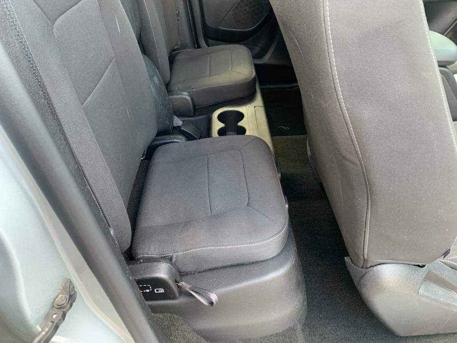 Used Chevrolet Colorado 4WD Ext Cab 128.3" LT 2016 | Dealertown Auto Wholesalers. Milford, Connecticut Used Chevrolet Colorado 4WD Ext Cab 128.3" LT 2016 | Dealertown Auto Wholesalers. Milford, Connecticut