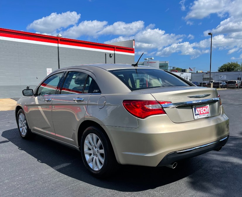 Used Chrysler 200 4dr Sdn Limited 2014 | A-Tech. Medford, Massachusetts Used Chrysler 200 4dr Sdn Limited 2014 | A-Tech. Medford, Massachusetts