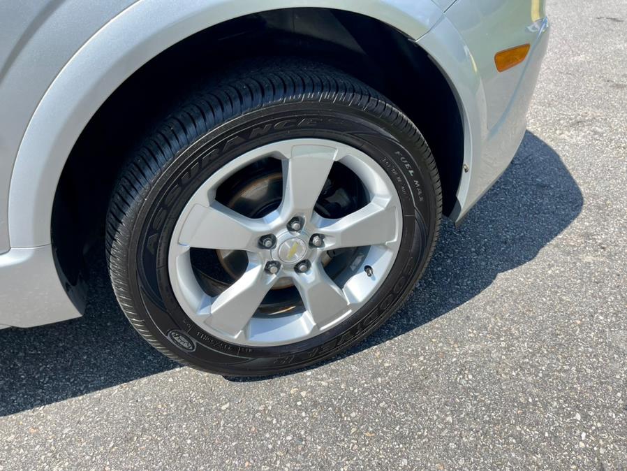 Used Chevrolet Captiva Sport Fleet FWD 4dr LTZ 2013 | Mike And Tony Auto Sales, Inc. South Windsor, Connecticut Used Chevrolet Captiva Sport Fleet FWD 4dr LTZ 2013 | Mike And Tony Auto Sales, Inc. South Windsor, Connecticut
