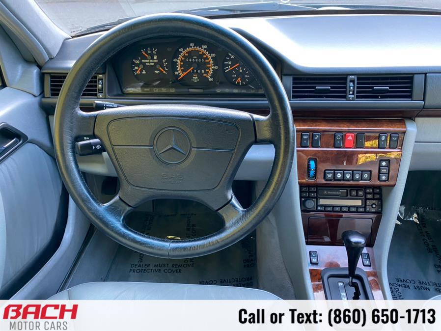 Used Mercedes-Benz E Class 4dr Sedan 3.2L Special Edition 1995 | Bach Motor Cars. Canton , Connecticut Used Mercedes-Benz E Class 4dr Sedan 3.2L Special Edition 1995 | Bach Motor Cars. Canton , Connecticut