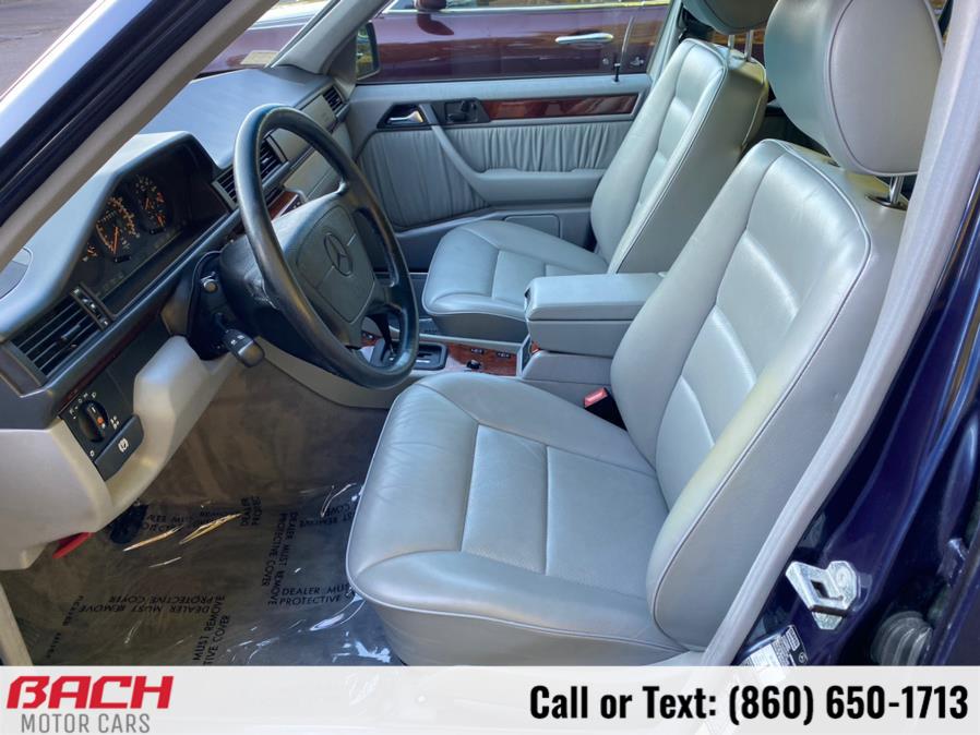 Used Mercedes-Benz E Class 4dr Sedan 3.2L Special Edition 1995 | Bach Motor Cars. Canton , Connecticut Used Mercedes-Benz E Class 4dr Sedan 3.2L Special Edition 1995 | Bach Motor Cars. Canton , Connecticut