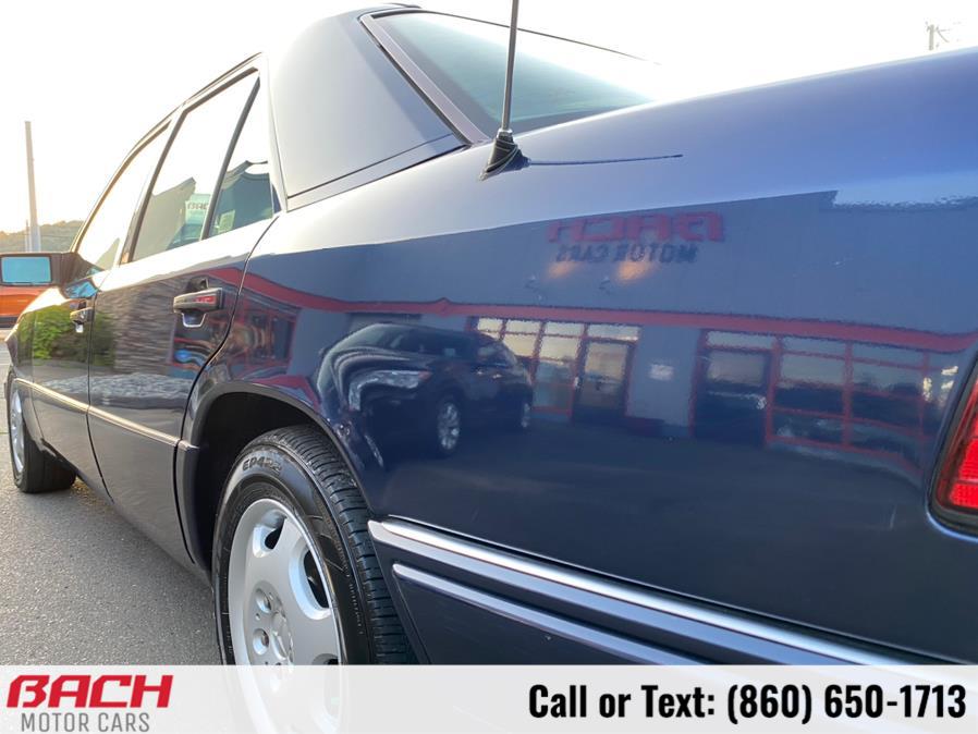 Used Mercedes-Benz E Class 4dr Sedan 3.2L Special Edition 1995 | Bach Motor Cars. Canton , Connecticut Used Mercedes-Benz E Class 4dr Sedan 3.2L Special Edition 1995 | Bach Motor Cars. Canton , Connecticut