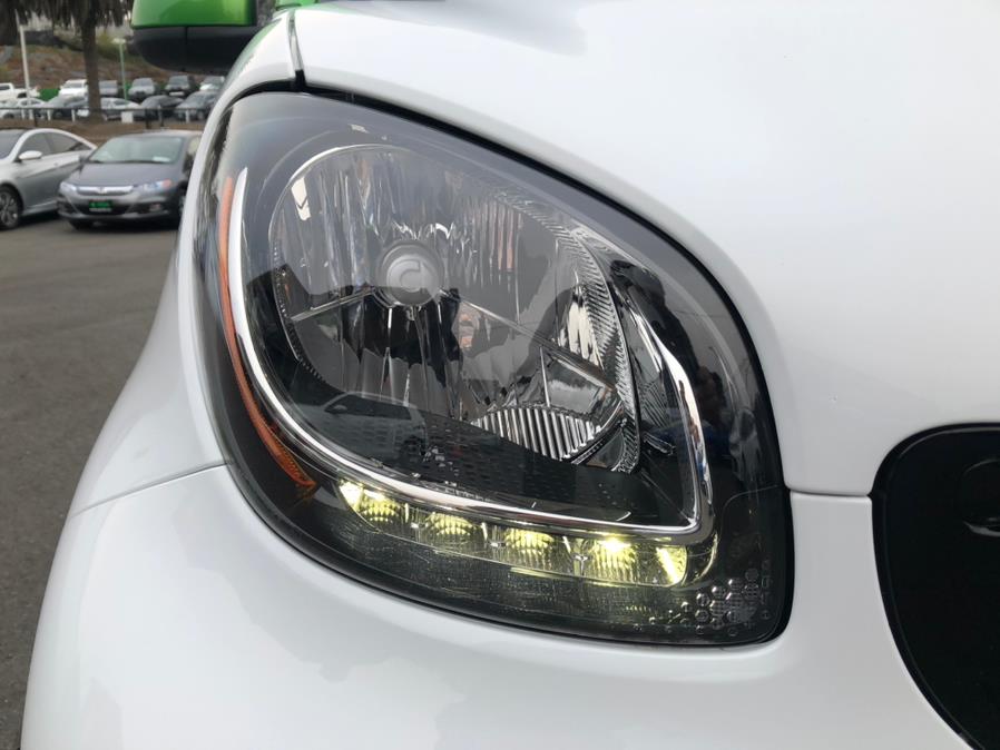 Used smart fortwo electric drive passion cabriolet 2017 | Green Light Auto Wholesale. Daly City, California Used smart fortwo electric drive passion cabriolet 2017 | Green Light Auto Wholesale. Daly City, California