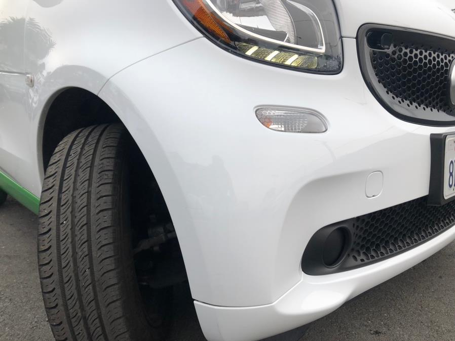 Used smart fortwo electric drive passion cabriolet 2017 | Green Light Auto Wholesale. Daly City, California Used smart fortwo electric drive passion cabriolet 2017 | Green Light Auto Wholesale. Daly City, California