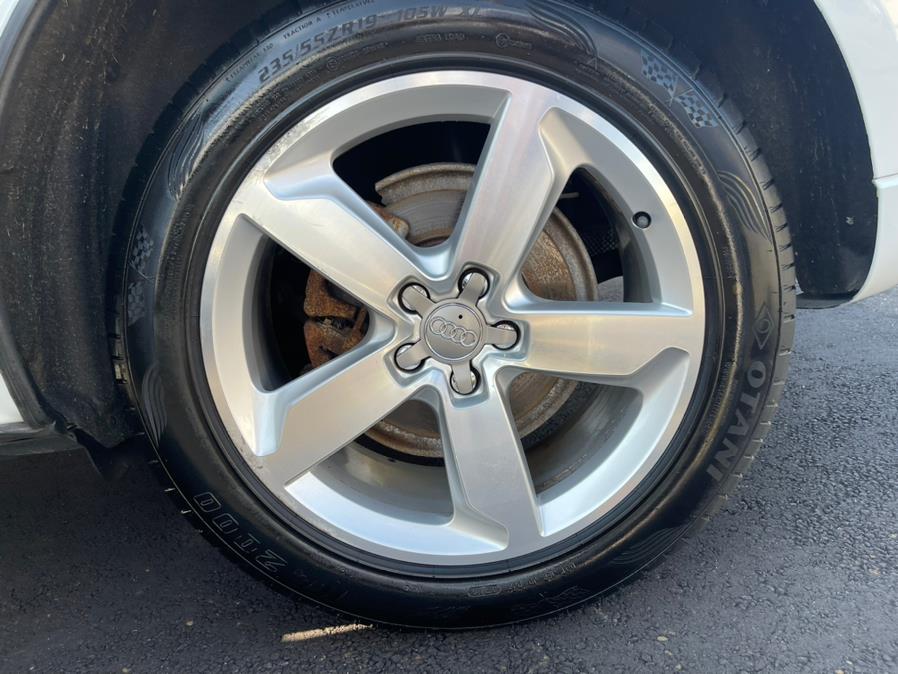 Used Audi Q5 quattro 4dr 2.0T Premium Plus 2011 | Auto Match LLC. Waterbury, Connecticut Used Audi Q5 quattro 4dr 2.0T Premium Plus 2011 | Auto Match LLC. Waterbury, Connecticut