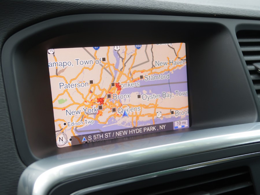 Used Volvo V60 Cross Country T5 2018 | Auto Expo Ent Inc.. Great Neck, New York Used Volvo V60 Cross Country T5 2018 | Auto Expo Ent Inc.. Great Neck, New York