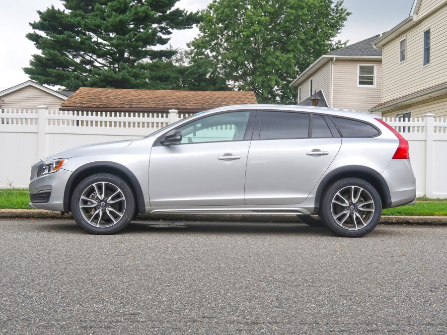 Used Volvo V60 Cross Country T5 2018 | Auto Expo Ent Inc.. Great Neck, New York Used Volvo V60 Cross Country T5 2018 | Auto Expo Ent Inc.. Great Neck, New York