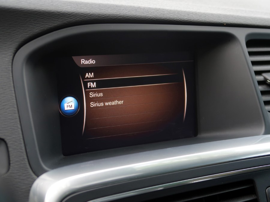 Used Volvo V60 Cross Country T5 2018 | Auto Expo Ent Inc.. Great Neck, New York Used Volvo V60 Cross Country T5 2018 | Auto Expo Ent Inc.. Great Neck, New York