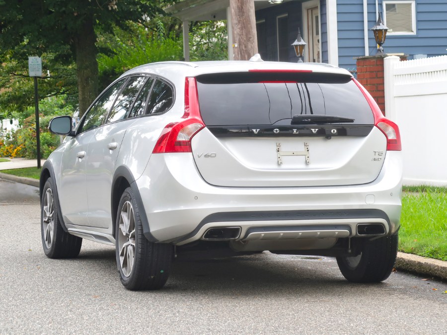 Used Volvo V60 Cross Country T5 2018 | Auto Expo Ent Inc.. Great Neck, New York Used Volvo V60 Cross Country T5 2018 | Auto Expo Ent Inc.. Great Neck, New York