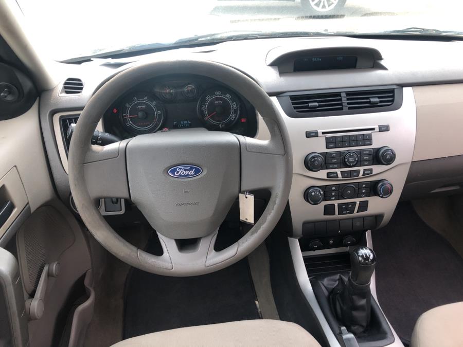 2009 Ford Focus 4dr Sdn S, available for sale in Beavercreek, Ohio | Wholesale Direct Motors. Beavercreek, Ohio 2009 Ford Focus 4dr Sdn S, available for sale in Beavercreek, Ohio | Wholesale Direct Motors. Beavercreek, Ohio