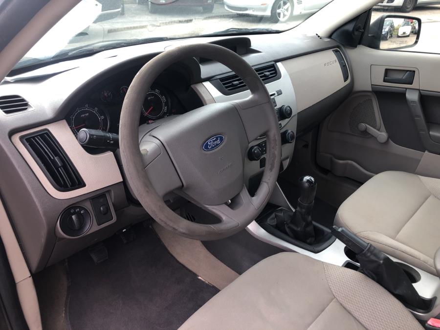2009 Ford Focus 4dr Sdn S, available for sale in Beavercreek, Ohio | Wholesale Direct Motors. Beavercreek, Ohio 2009 Ford Focus 4dr Sdn S, available for sale in Beavercreek, Ohio | Wholesale Direct Motors. Beavercreek, Ohio