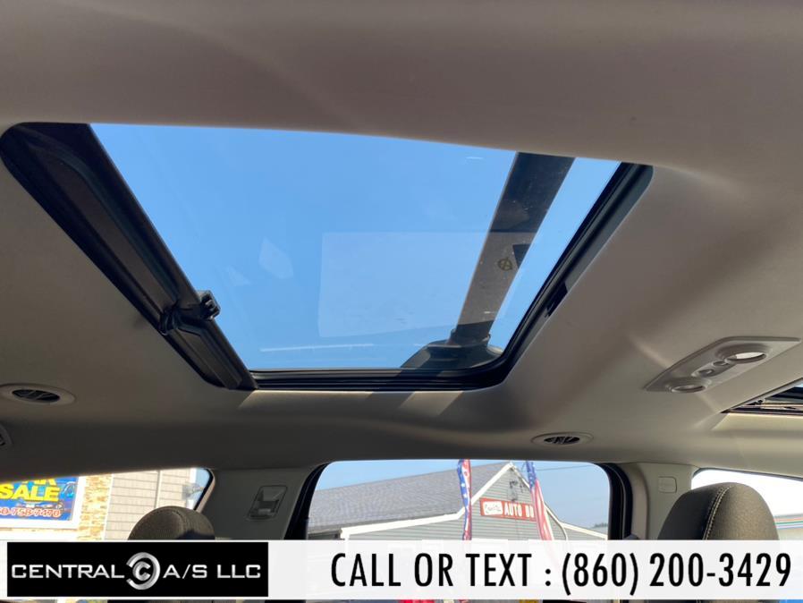 2011 Chevrolet Traverse AWD 4dr LT w/1LT, available for sale in East Windsor, Connecticut | Central A/S LLC. East Windsor, Connecticut 2011 Chevrolet Traverse AWD 4dr LT w/1LT, available for sale in East Windsor, Connecticut | Central A/S LLC. East Windsor, Connecticut