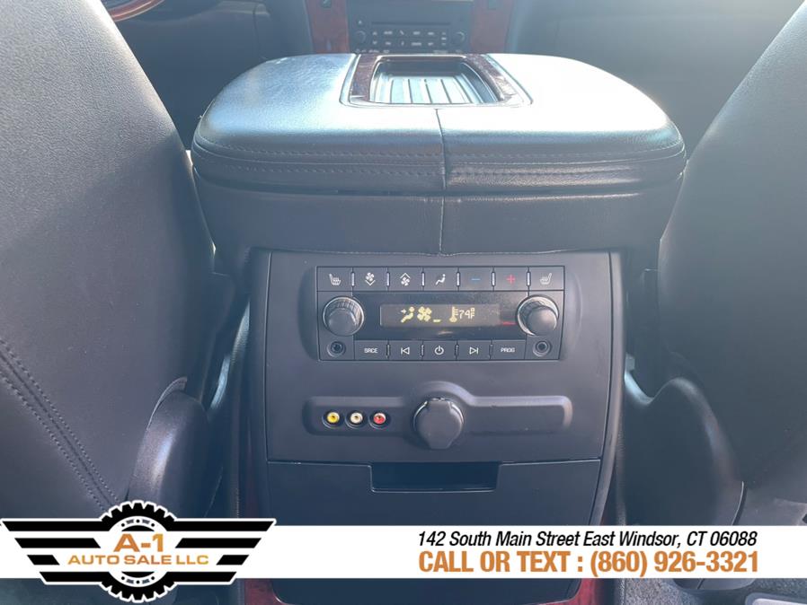2012 Cadillac Escalade AWD 4dr Luxury, available for sale in East Windsor, Connecticut | A1 Auto Sale LLC. East Windsor, Connecticut 2012 Cadillac Escalade AWD 4dr Luxury, available for sale in East Windsor, Connecticut | A1 Auto Sale LLC. East Windsor, Connecticut