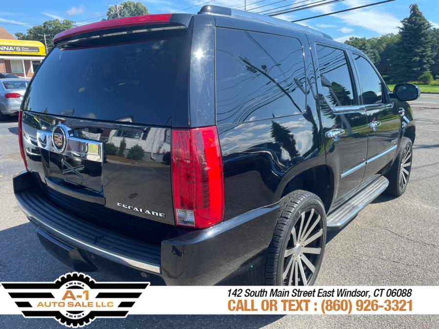 2012 Cadillac Escalade AWD 4dr Luxury, available for sale in East Windsor, Connecticut | A1 Auto Sale LLC. East Windsor, Connecticut 2012 Cadillac Escalade AWD 4dr Luxury, available for sale in East Windsor, Connecticut | A1 Auto Sale LLC. East Windsor, Connecticut