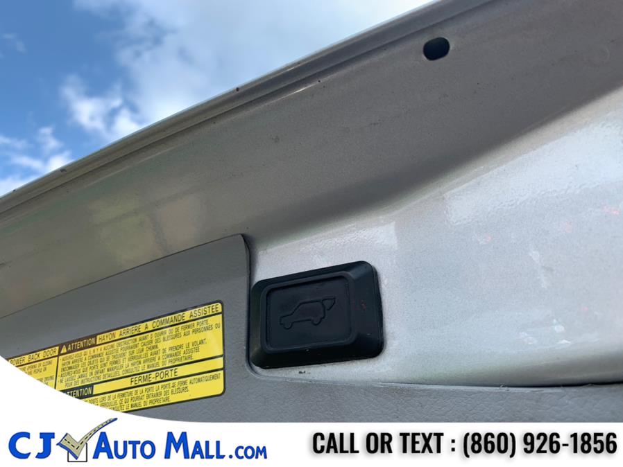 Used Toyota Highlander Hybrid 4WD 4dr Limited w/3rd Row 2008 | CJ Auto Mall. Bristol, Connecticut Used Toyota Highlander Hybrid 4WD 4dr Limited w/3rd Row 2008 | CJ Auto Mall. Bristol, Connecticut