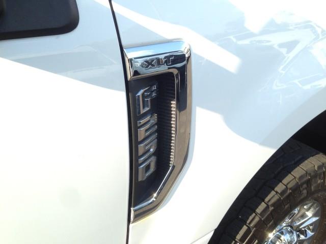 Used Ford F-250 Srw Super Duty XLT 4WD w/ rearCam 2019 | Car Revolution. Maple Shade, New Jersey Used Ford F-250 Srw Super Duty XLT 4WD w/ rearCam 2019 | Car Revolution. Maple Shade, New Jersey