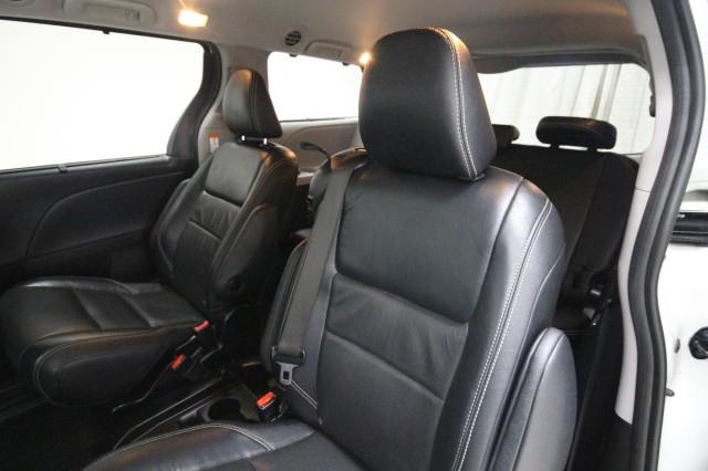 Used Toyota Sienna SE w/ Navi & rearCam 2018 | Car Revolution. Maple Shade, New Jersey Used Toyota Sienna SE w/ Navi & rearCam 2018 | Car Revolution. Maple Shade, New Jersey