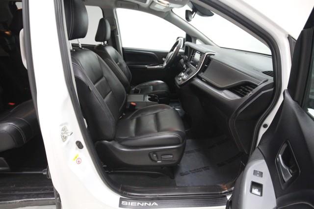 Used Toyota Sienna SE w/ Navi & rearCam 2018 | Car Revolution. Maple Shade, New Jersey Used Toyota Sienna SE w/ Navi & rearCam 2018 | Car Revolution. Maple Shade, New Jersey