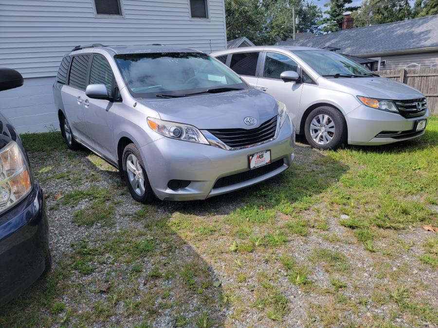 2011 Toyota Sienna 5dr 7-Pass Van V6 LE AAS FWD (Natl), available for sale in Hamden, Connecticut | Adonai Auto Sales LLC. Hamden, Connecticut