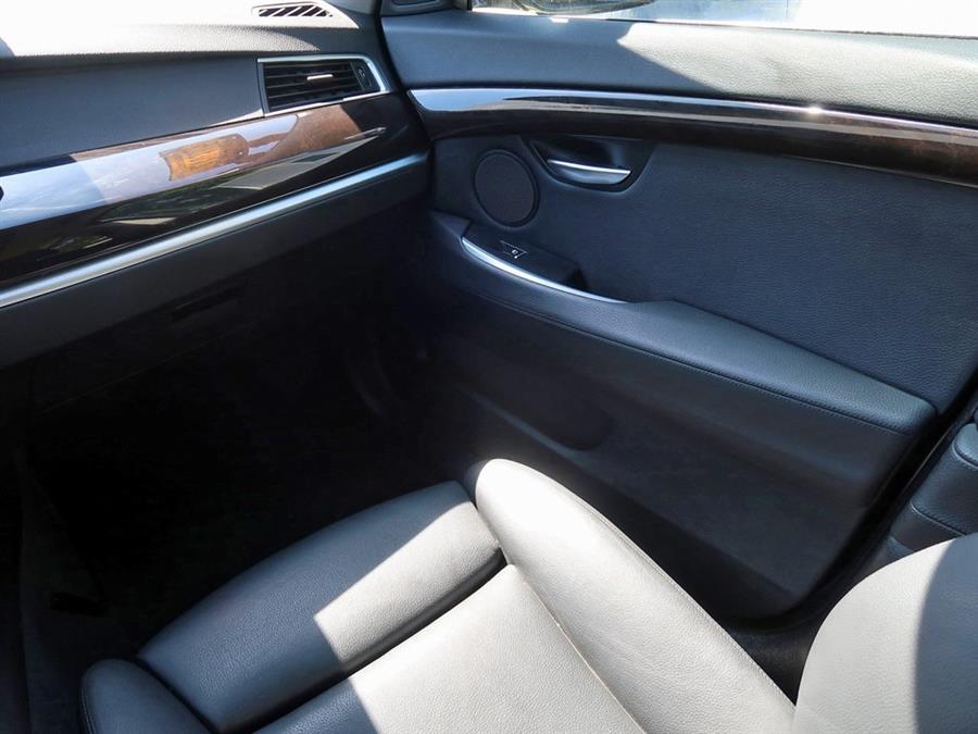 Used BMW 5 Series 535i xDrive Gran Turismo 2017 | Auto Expo Ent Inc.. Great Neck, New York Used BMW 5 Series 535i xDrive Gran Turismo 2017 | Auto Expo Ent Inc.. Great Neck, New York