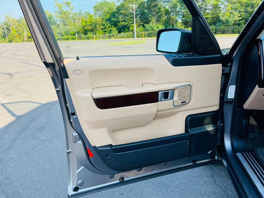 2007 Land Rover Range Rover 4WD 4dr HSE, available for sale in New Britain, Connecticut | Supreme Automotive. New Britain, Connecticut 2007 Land Rover Range Rover 4WD 4dr HSE, available for sale in New Britain, Connecticut | Supreme Automotive. New Britain, Connecticut